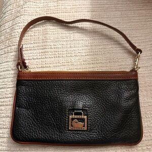 Dooney & Bourke Black and Brown Pebbled Leather Bag 8x4.5
